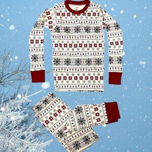NWT White & Red Snowfall Snuggle Pajama Set – Nordic Winter Vibes Size 10